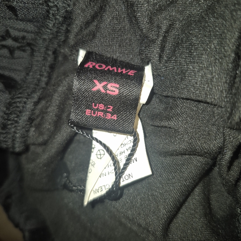 Nwot ROMWE Black Sheer Velvet Flared Pants With Moon & Bat Print - Picture 3 of 3